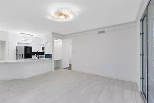 6685 Queens Borough Ave, Orlando, FL 32835 - Photo 11