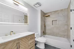 6685 Queens Borough Ave, Orlando, FL 32835 - Photo 19