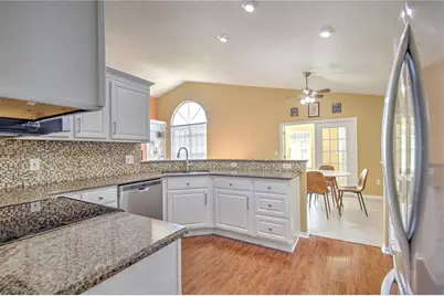 684 Yorkshire Drive, Oviedo, FL 32765 - Photo 13