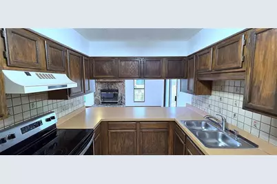 6277 Cranberry Lane W, Jacksonville, FL 32244 - Photo 7