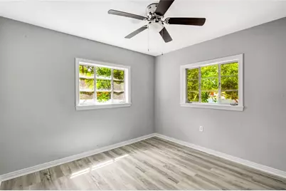 322 N Frankfort Avenue, Deland, FL 32724 - Photo 11