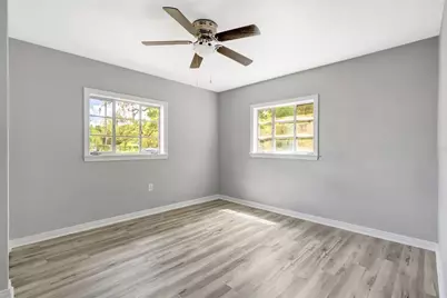 322 N Frankfort Avenue, Deland, FL 32724 - Photo 13