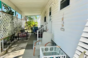 9790 66th St N, Pinellas Park, FL 33782 - Photo 5