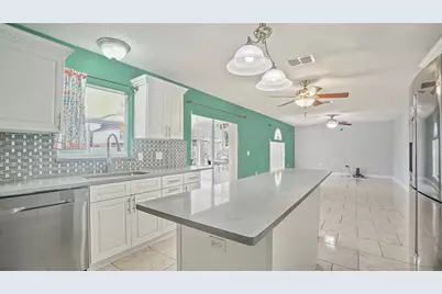 105 Caterham Way, Kissimmee, FL 34758 - Photo 7