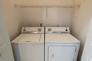 2406 Violet Ct, Kissimmee, FL 34758 - Photo 21