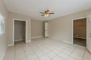 3641 Mandalay Ct, Orlando, FL 32818 - Photo 19