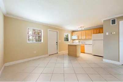 2501 E Central Boulevard #9, Orlando, FL 32803 - Photo 5