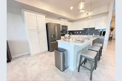 3120 Paradox Circle #401, Kissimmee, FL 34746 - Photo 3