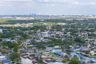 8704 Bay Crest Ln, Tampa, FL 33615 - Photo 95