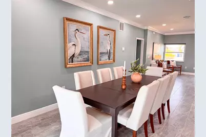 8704 Bay Crest Lane, Tampa, FL 33615 - Photo 11