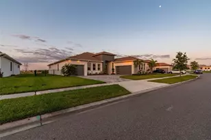 8936 Sanders Tree Loop, Wesley Chapel, FL 33545 - Photo 63