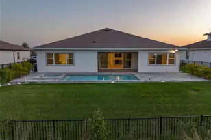 8936 Sanders Tree Loop, Wesley Chapel, FL 33545 - Photo 71