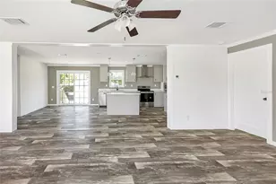 9055 Atlas Dr, Saint Cloud, FL 34773 - Photo 7