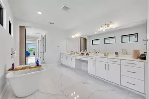 7613 Toscana Blvd, Orlando, FL 32819 - Photo 37