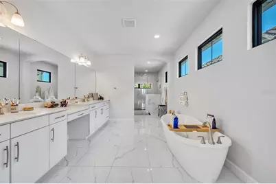 7613 Toscana Boulevard, Orlando, FL 32819 - Photo 43