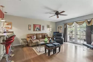 1005 Love Ln, Apopka, FL 32703 - Photo 9