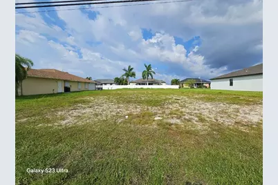 2910 Chiquita Boulevard S, Cape Coral, FL 33914 - Photo 3