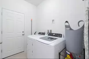 470 Lake Shore Pkwy, Davenport, FL 33896 - Photo 31