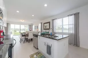 470 Lake Shore Pkwy, Davenport, FL 33896 - Photo 9