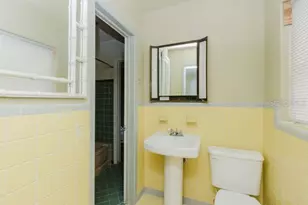 17401 1st St E, Redington Shores, FL 33708 - Photo 15