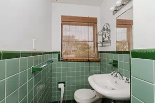 17401 1st St E, Redington Shores, FL 33708 - Photo 13