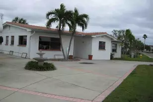 17401 1st St E, Redington Shores, FL 33708 - Photo 1