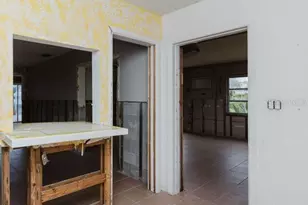 17401 1st St E, Redington Shores, FL 33708 - Photo 11