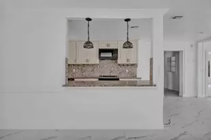 7420 Lake Willis Dr, Orlando, FL 32821 - Photo 9