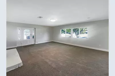 370 E Waldo Street, Groveland, FL 34736 - Photo 11