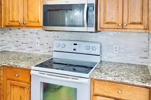 3461 Home Town Ln, Saint Cloud, FL 34769 - Photo 7