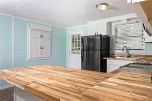 951 Co Rd 453, Lake Panasoffkee, FL 33538 - Photo 5