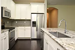 8742 Peachtree Park Ct, Windermere, FL 34786 - Photo 11