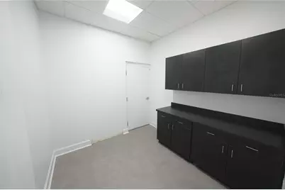 2009 Longwood Lake Mary Road, Longwood, FL 32750 - Photo 9