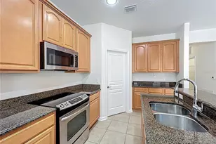 12930 Vennetta Way, Windermere, FL 34786 - Photo 9