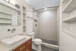 136 Poinsettia Dr, Kissimmee, FL 34743 - Photo 9