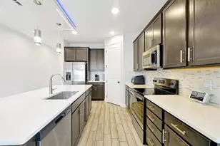 260 Lake Smart Cir, Winter Haven, FL 33881 - Photo 9