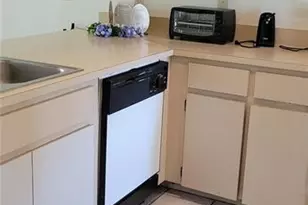 2218 Abbey Rd, Winter Haven, FL 33880 - Photo 3