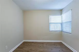 912 Magnolia Dr, Clearwater, FL 33756 - Photo 7