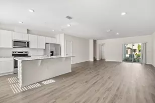 2745 Flushing Dr, Apopka, FL 32703 - Photo 3