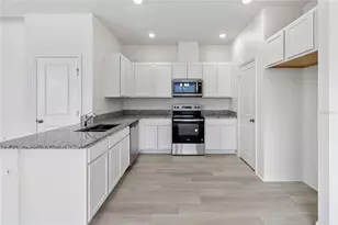 9588 Westside Hls Dr, Davenport, FL 33896 - Photo 3