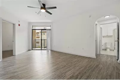 911 N Orange Avenue #409, Orlando, FL 32801 - Photo 9