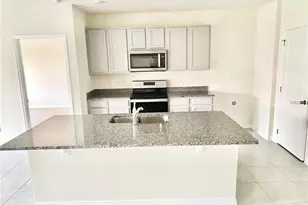 2637 Rowan St, Tavares, FL 32778 - Photo 3