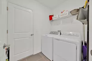 933 Jackson Ave, Davenport, FL 33837 - Photo 13