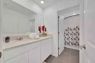 933 Jackson Ave, Davenport, FL 33837 - Photo 25