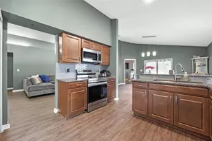 135 Andrews Rd, Sanford, FL 32773 - Photo 9