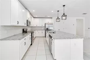 928 Avenal Ln, Davenport, FL 33837 - Photo 11