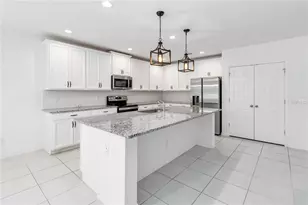 928 Avenal Ln, Davenport, FL 33837 - Photo 9