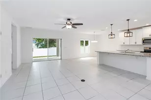 928 Avenal Ln, Davenport, FL 33837 - Photo 7