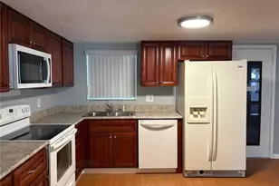 10317 Lazy Lake Dr, Orlando, FL 32821 - Photo 3