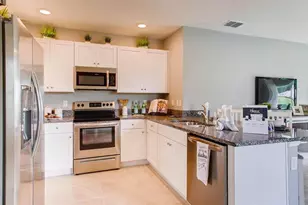8371 Madrid St, Lakeland, FL 33810 - Photo 9